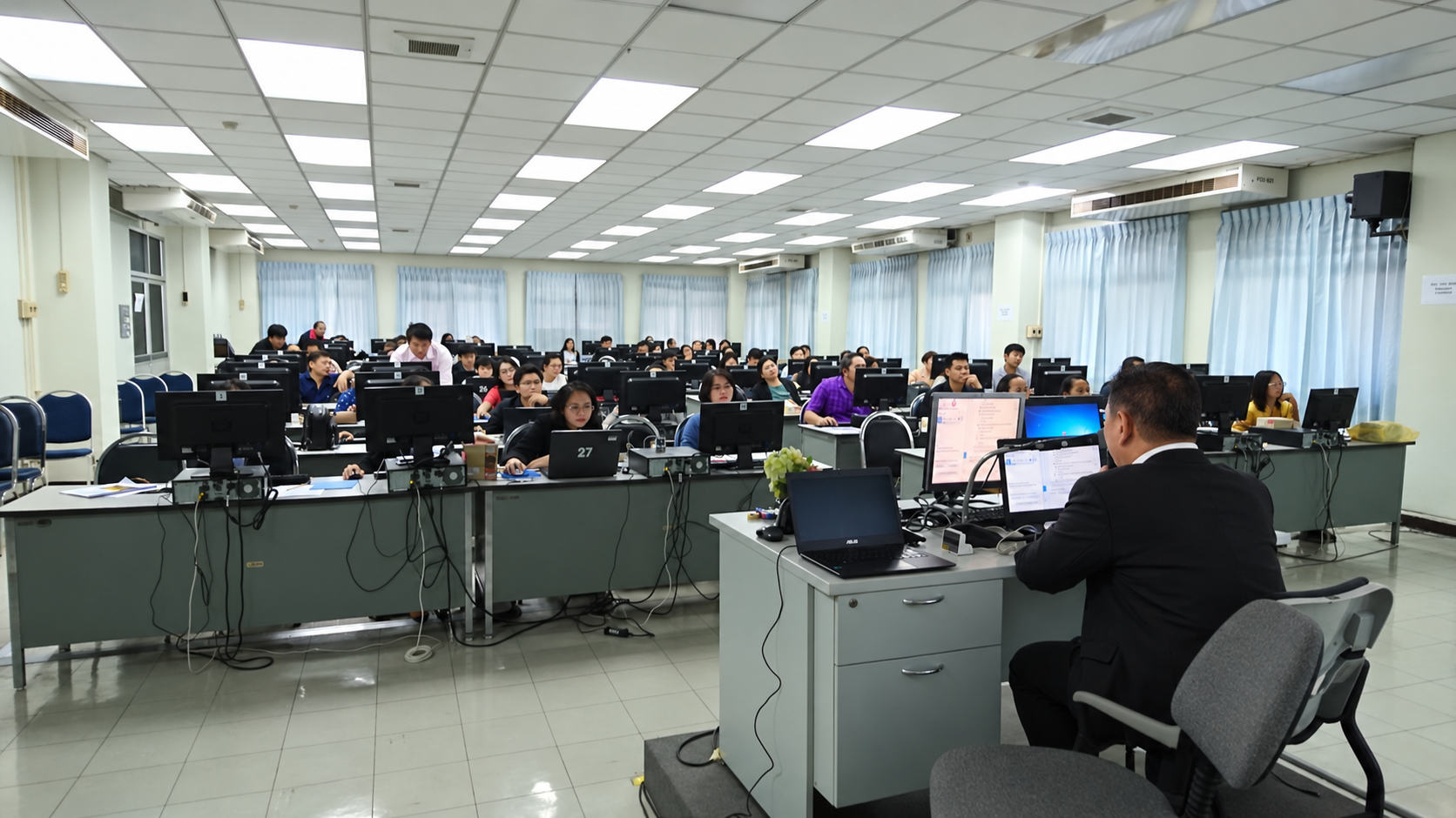 การอบรมระบบให้บริการมาตรฐานผ้าไหมไทย ตรานกยูงพระราชทาน